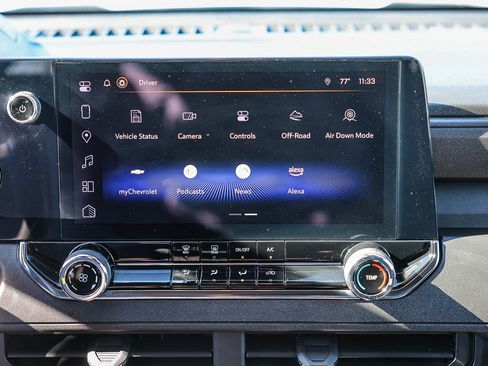 Used 2023 Chevrolet Colorado Trail Boss w/ Advanced Trailering Package image 4