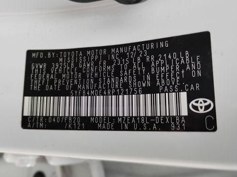 Used 2024 Toyota Corolla LE FWD image 34