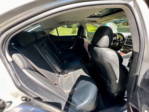 Used 2006 Lexus IS 250 RWD image 8