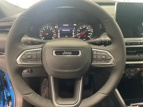 New 2025 Jeep Compass Limited w/ Sun & Sound Group image 15