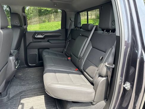 Used 2024 GMC Sierra 1500 SLT w/ SLT Premium Plus Package AWD/4WD image 26