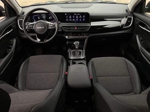 Used 2025 Kia Seltos S image 20