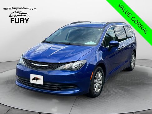 Used 2019 Chrysler Pacifica L FWD image 7