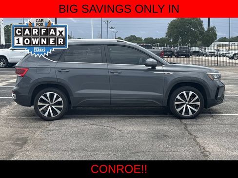 Certified 2023 Volkswagen Taos SE FWD image 4