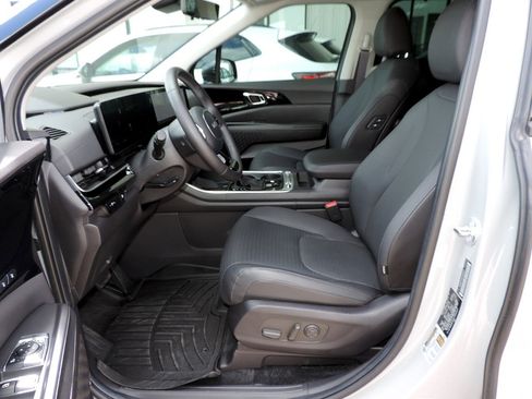 Used 2026 Kia Carnival SX Prestige FWD image 14