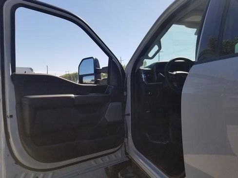 New 2025 Ford F350 Lariat w/ Lariat Ultimate Package image 13