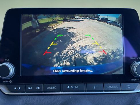 Used 2024 Nissan Sentra SV w/ All-Weather Package FWD image 31