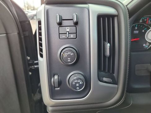 Used 2018 GMC Sierra 1500 SLE w/ SLE Value Package image 24