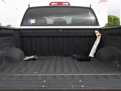 Used 2016 Toyota Tundra SR5 image 31