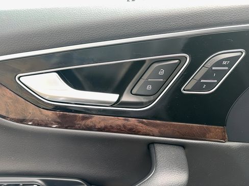 Used 2017 Audi Q7 3.0T Premium Plus image 21