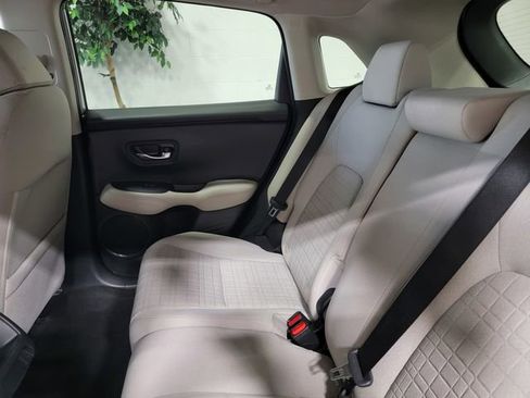 Certified 2023 Honda HR-V LX image 13