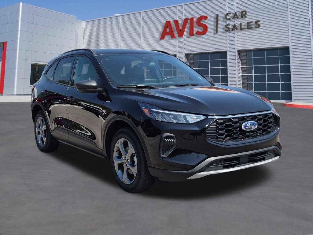 Used 2025 Ford Escape ST-Line AWD/4WD image 3