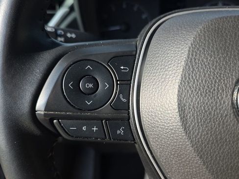 Used 2024 Toyota Corolla Cross LE FWD image 19