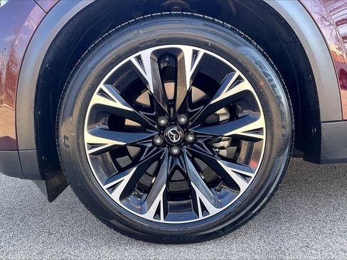 Certified 2024 MAZDA CX-90 Plug-In Hybrid w/ Premium Pkg image 9