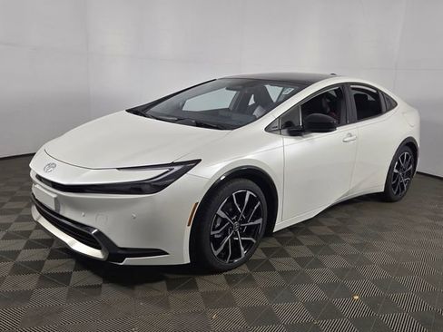 New 2026 Toyota Prius XSE Premium image 3