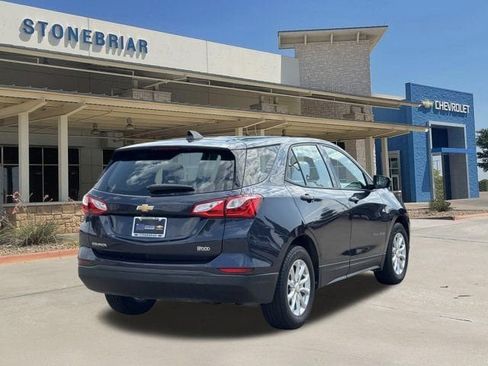 Used 2019 Chevrolet Equinox LS FWD image 5