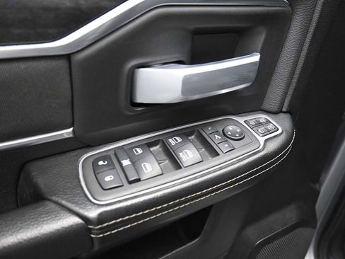 Used 2024 RAM 3500 Big Horn image 10