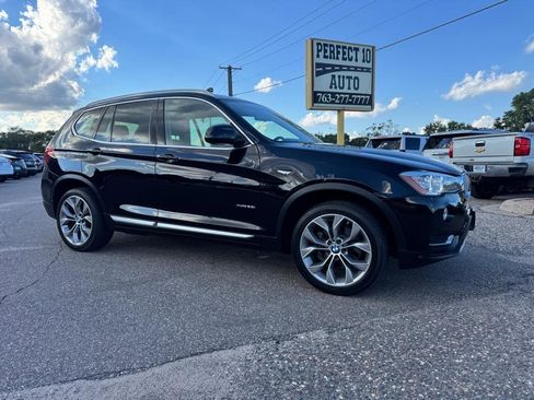 Used 2017 BMW X3 xDrive28i AWD/4WD image 2