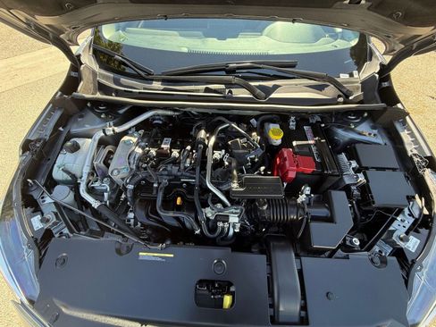 Used 2025 Nissan Sentra SV image 28