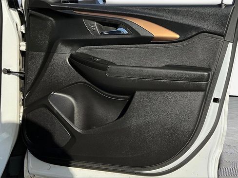 Used 2023 Chevrolet TrailBlazer ACTIV image 24