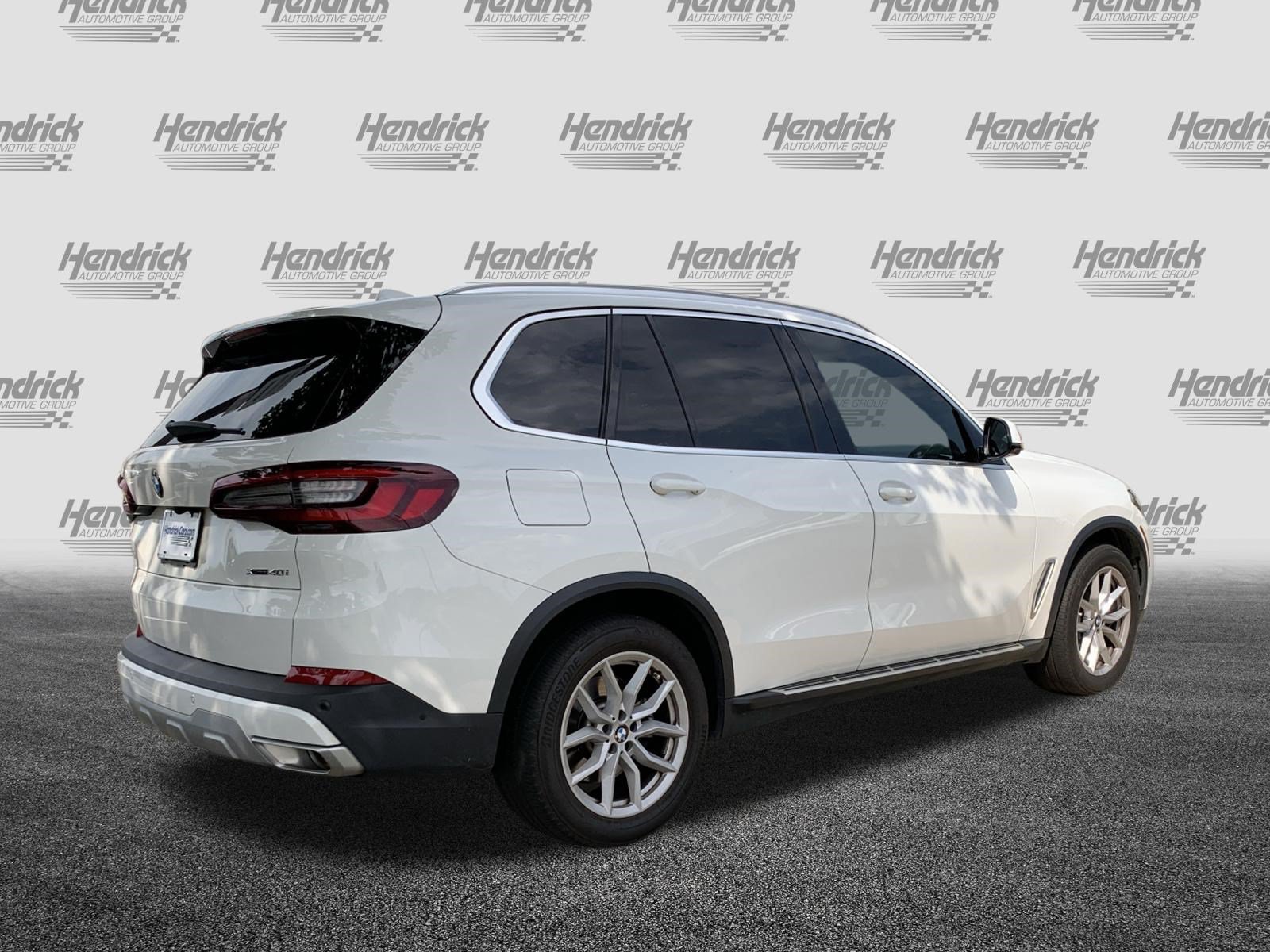 Used 2023 BMW X5 xDrive40i AWD/4WD image 10