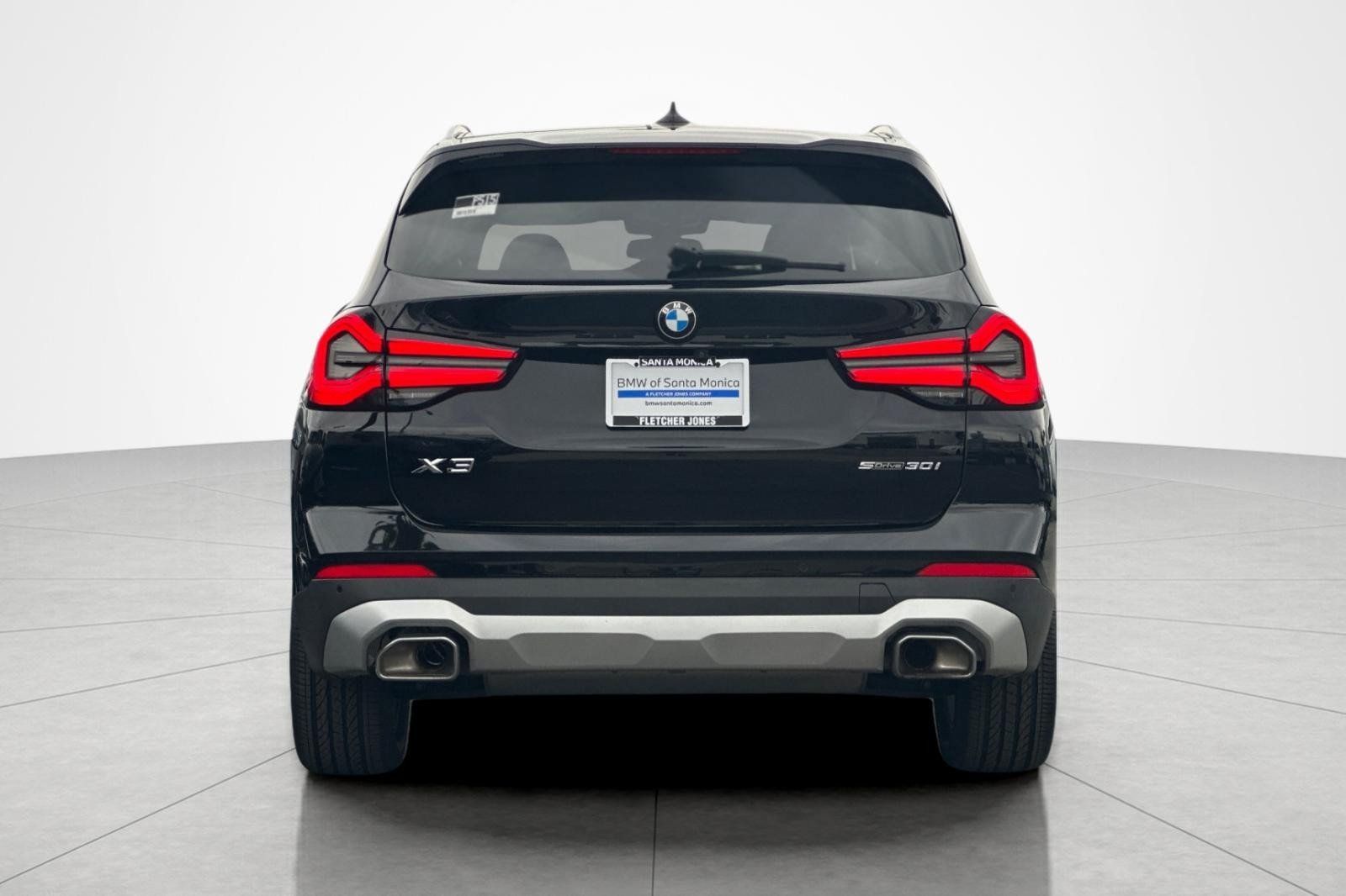 Used 2023 BMW X3 sDrive30i w/ Premium Package RWD image 4