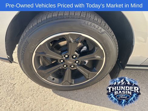 Used 2023 Ford Expedition Max Limited image 8