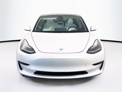Used 2019 Tesla Model 3 Performance image 13