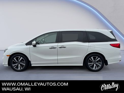 Used 2020 Honda Odyssey Elite image 2