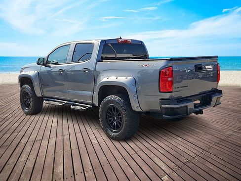 Used 2022 Chevrolet Colorado LT AWD/4WD image 6