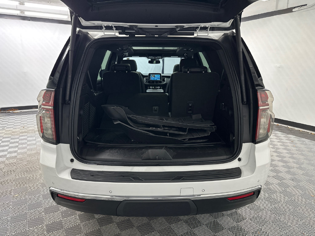 Used 2023 Chevrolet Tahoe LT w/ LT Signature Package AWD/4WD image 19