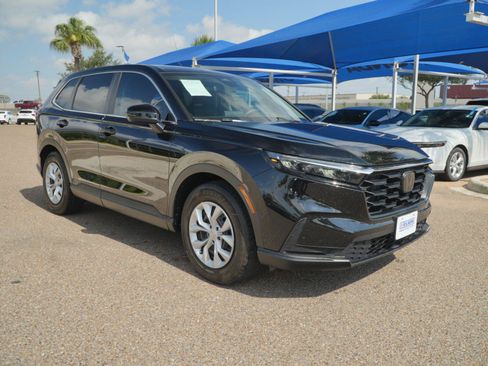 Used 2025 Honda CR-V LX image 3