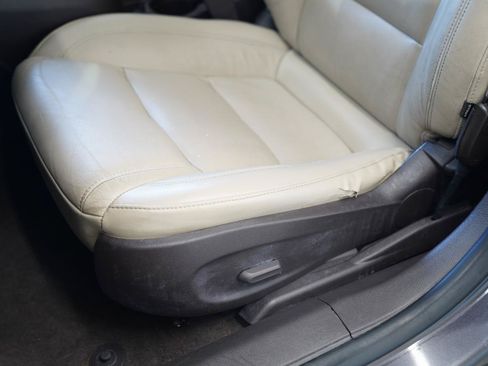 Used 2015 Chevrolet Cruze Diesel FWD image 25