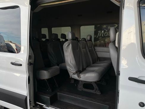 Used 2018 Ford Transit 350 XL image 15