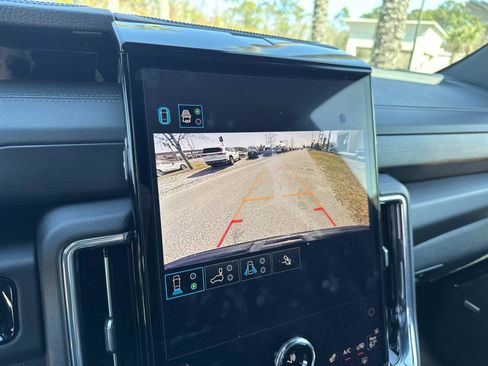 Used 2025 GMC Yukon XL Denali image 26