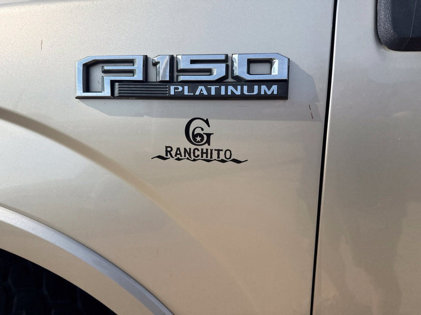 Used 2018 Ford F150 Platinum w/ Equipment Group 701A Luxury AWD/4WD image 12