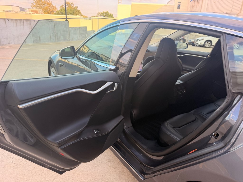Used 2018 Tesla Model S 75D AWD/4WD image 15