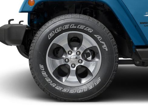 Used 2016 Jeep Wrangler Unlimited Sahara image 14