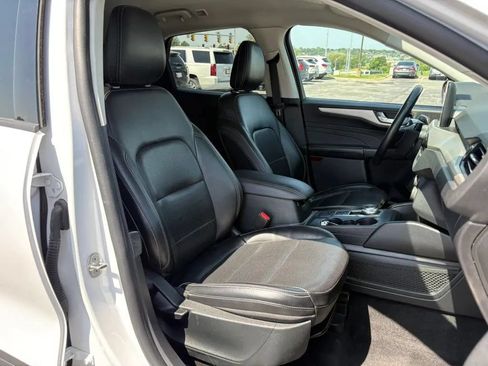 Used 2022 Ford Escape SEL AWD/4WD image 17