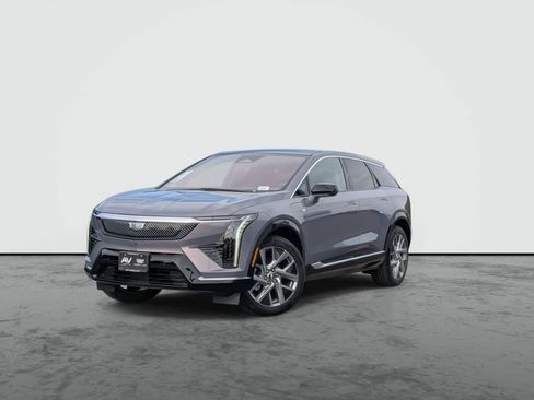 New 2026 Cadillac Optiq Luxury 1 image 2