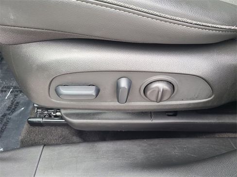 Used 2023 Buick Encore GX Preferred w/ Cold Weather Comfort Package image 23