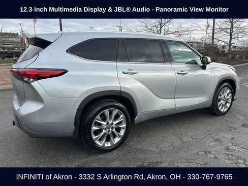 Used 2022 Toyota Highlander Limited image 15
