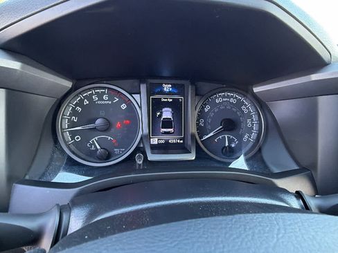 Used 2022 Toyota Tacoma TRD Pro AWD/4WD image 21