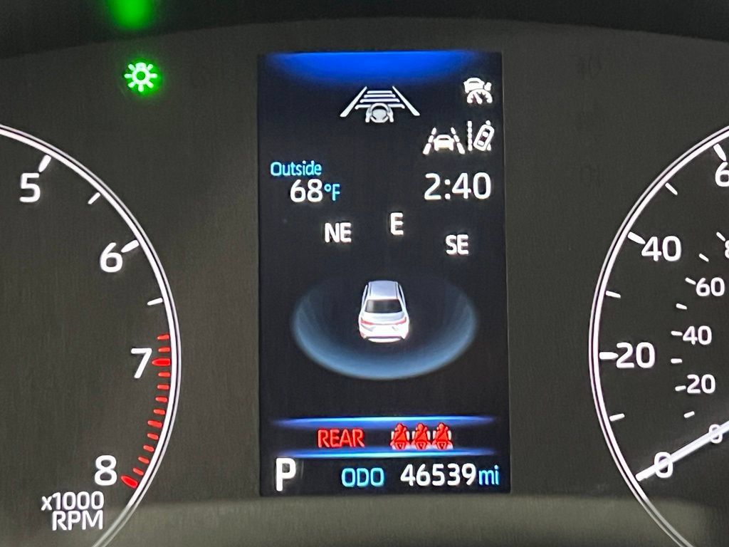 Used 2024 Toyota Corolla LE FWD image 34