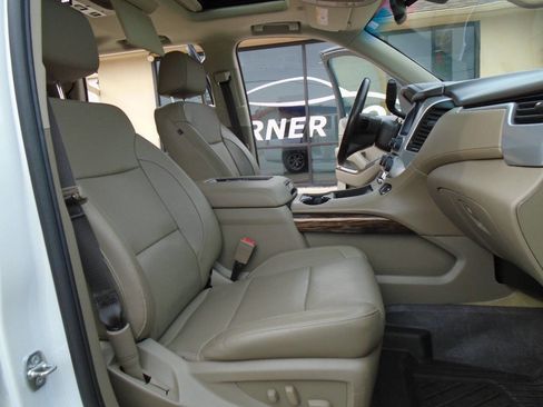 Used 2018 GMC Yukon SLT w/ Open Road Package image 14