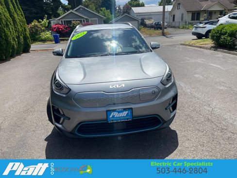 Used 2022 Kia Niro EX FWD image 16