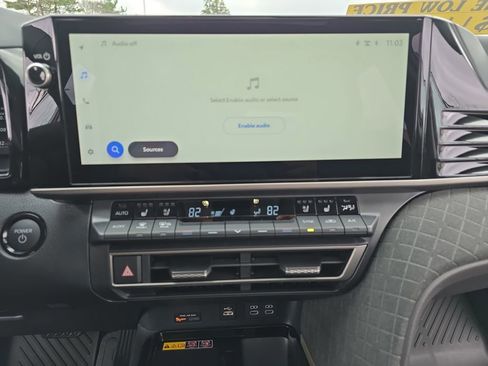 Used 2026 Toyota Camry XLE w/ Premium Plus Package image 22