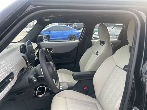 New 2026 MINI Cooper 4-Door Hardtop FWD image 6