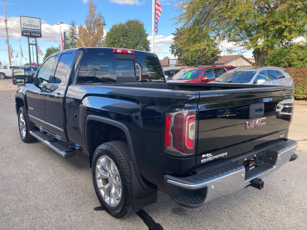 Used 2017 GMC Sierra 1500 SLT w/ SLT Premium Package AWD/4WD image 7