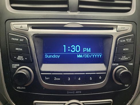 Used 2017 Hyundai Accent SE image 25